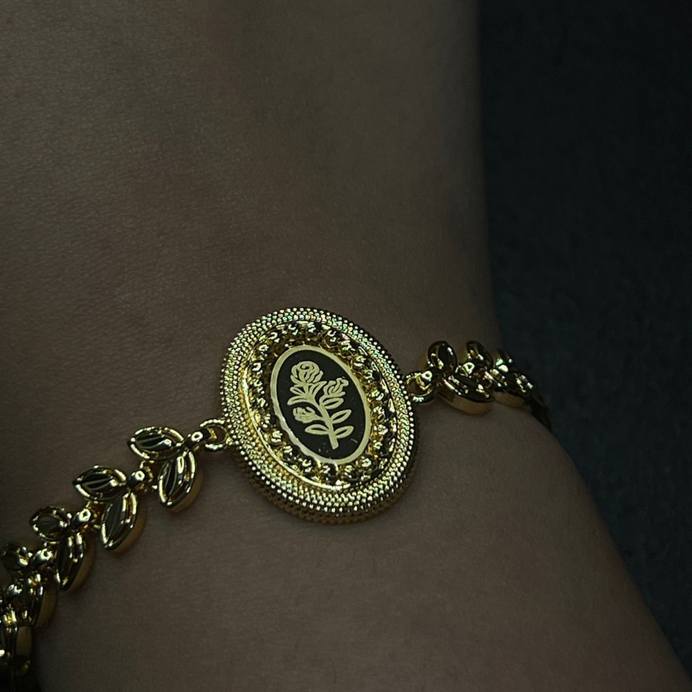 Elegant 21K Gold Plated Rose Floral Bracelet